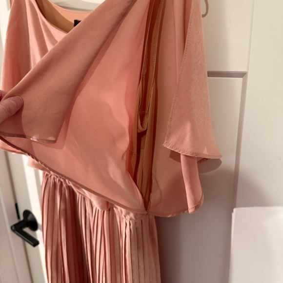 H&M Blush Sleeveless Pleated Midi Dress - Picture 3 of 5